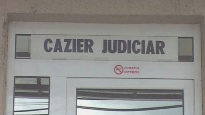 cazier judiciar foto