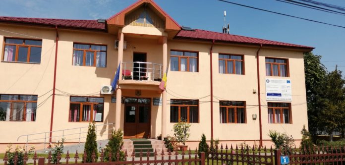Primaria Rastoaca