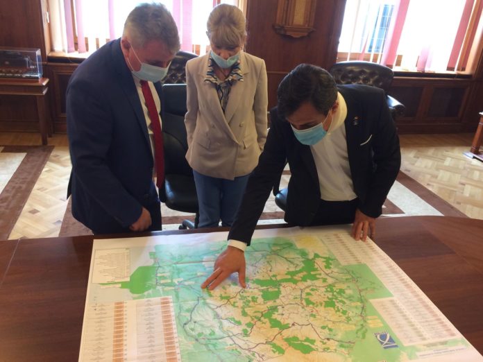 Semnare contract drum Focsani Braila Stefan si Bode (1)