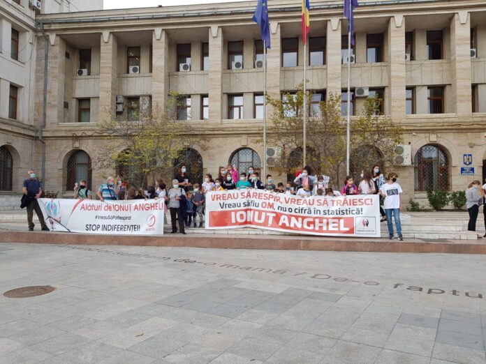 Ionut anghel protest (6)