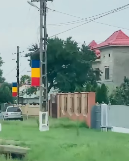 pufesti steaguri