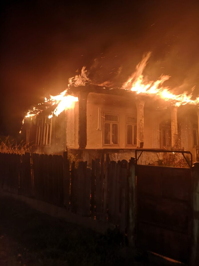 incendiu casa straoane (2)