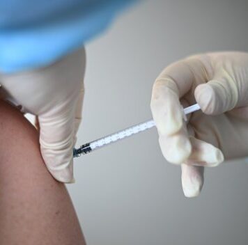 Ministerul Sănătății recomandă începerea vaccinării antigripale. Cine beneficiază gratuit