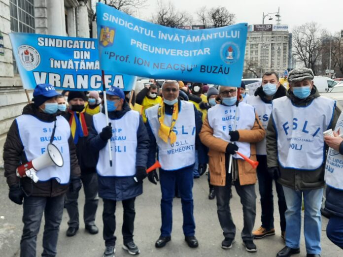 protest invatamant (1)