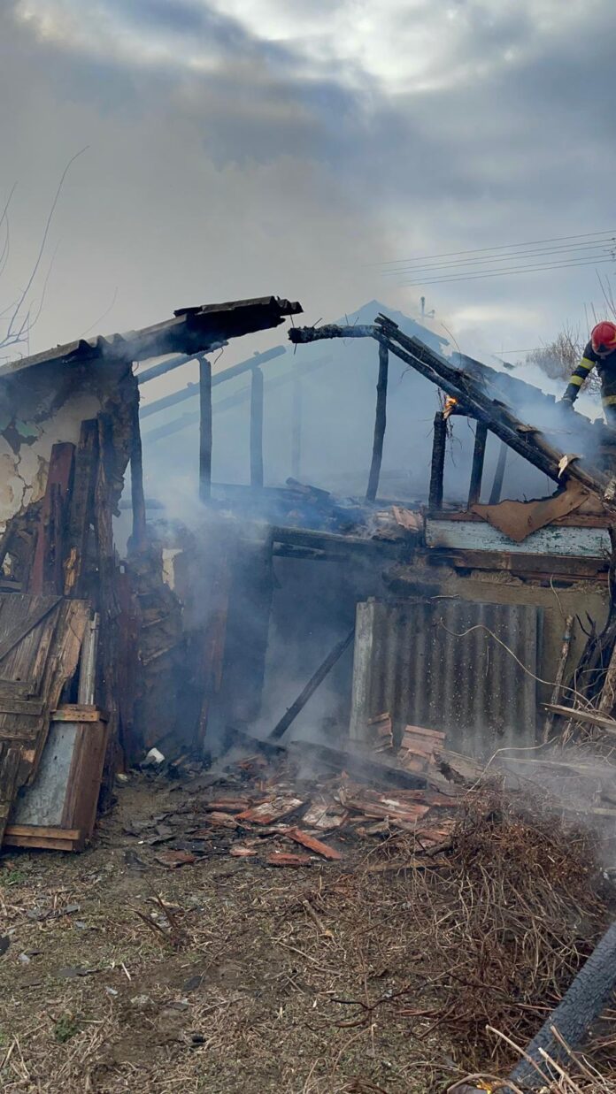 casa incendiu