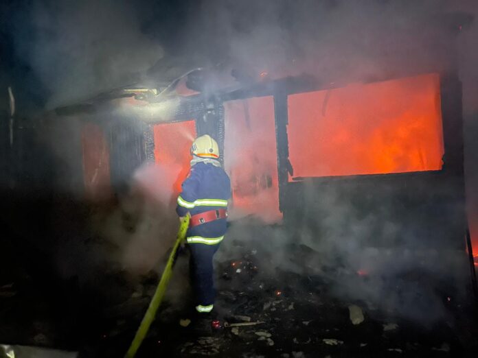 incendii case vegetatie dumitresti (1)