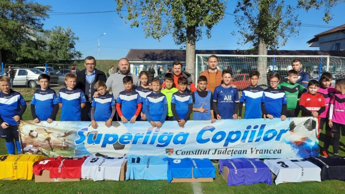 echipamente sportive copii CJ si AJF (5)