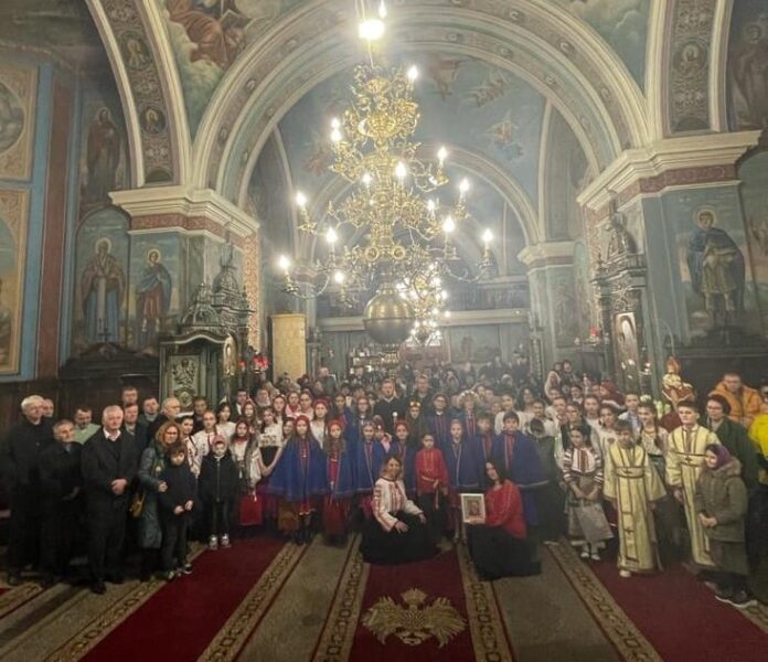 Cor biserica jaristea (2)