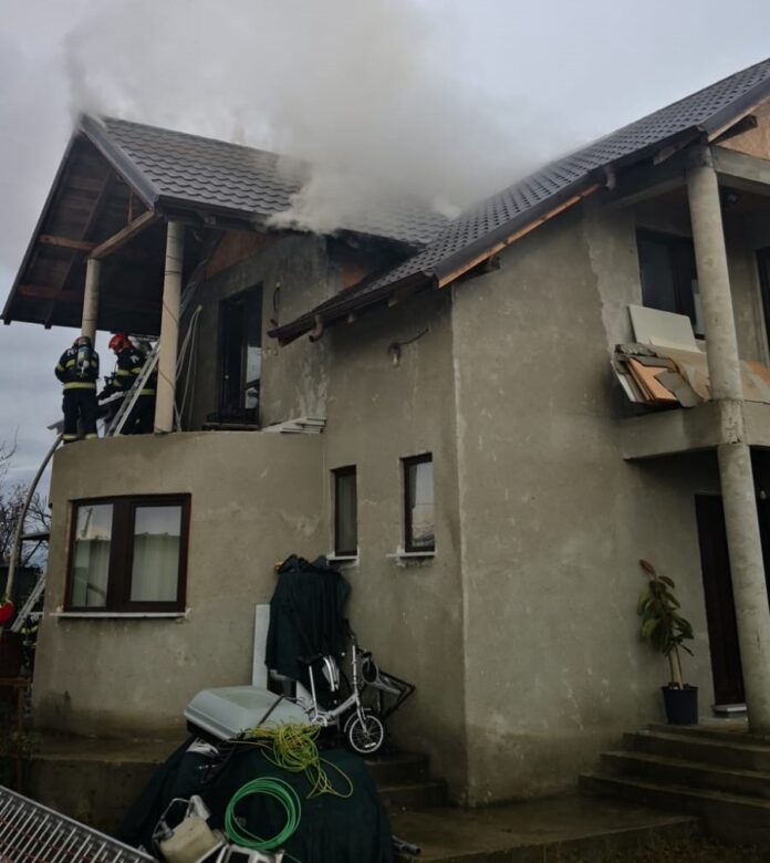 casa cimpineanca incendiu