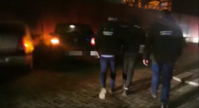 reținut furt calificat din locuință