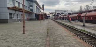 Bărbat acroșat de un tren în Gara Focșani