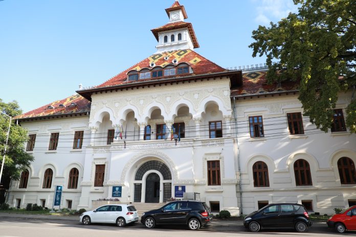 Universitatea Focsani fosta prefectura