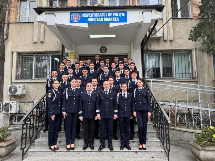 politie angajare agenti