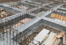 Numărul autorizațiilor pentru locuințe a crescut cu peste 25% în august