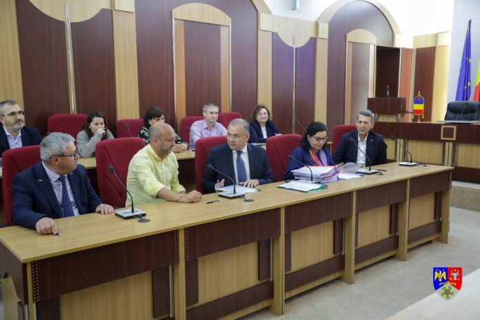 Halici contracte nerambursabile