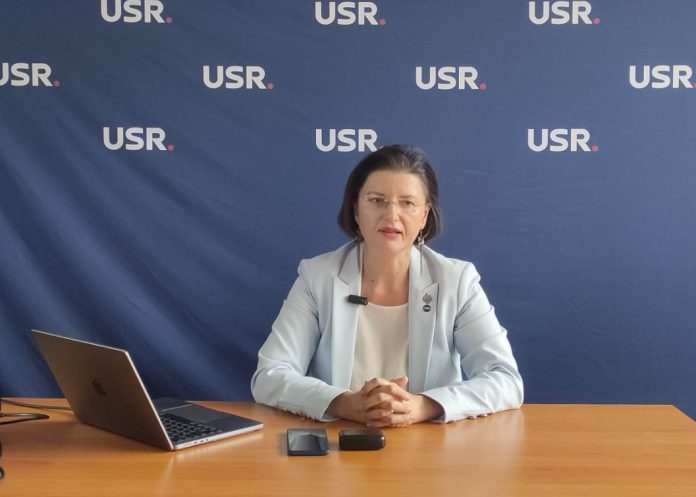 Corina atanasiu usr
