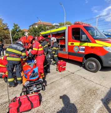 Exercițiu ISU la HOMELUX Focșani: incendiu simulat la panourile fotovoltaice