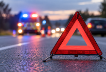 Trafic blocat pe DN2L, la Străoane, în urma unui eveniment rutier
