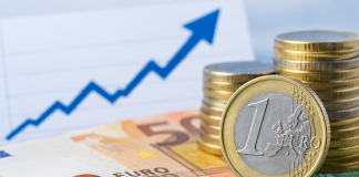Nou maxim istoric pentru euro