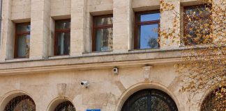 Prefectul de Vrancea, Liviu Macovei, și-a dat demisia după ce PNL a decis să intre în opoziție