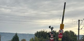 Polițiștii au aplicat 11 amenzi în urma controalelor la trecerile de cale ferată din Vrancea