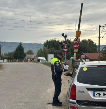 Polițiștii au aplicat 11 amenzi în urma controalelor la trecerile de cale ferată din Vrancea