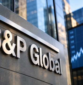 S&P menține România la limita categoriei recomandate investițiilor