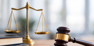 Codul penal se modifică de astăzi. Pedepse de până la 12 ani pentru materiale cu abuzuri sexuale asupra minorilor